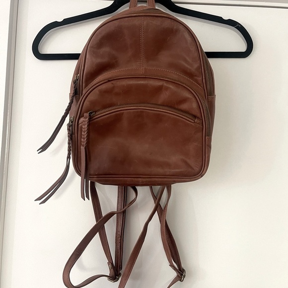 Tommy Bahama | Bags | Tommy Bahama Brown Leather Backpack  display picture 2